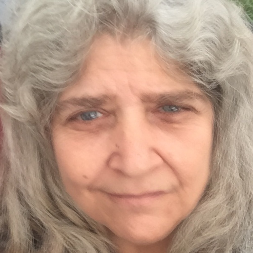 Meet your Posher, Gina